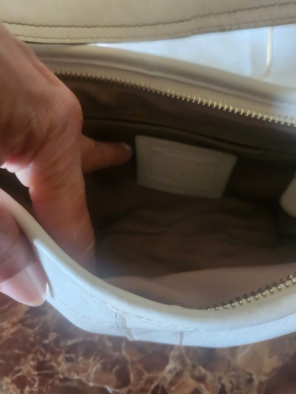 Coach Vintage  Soho Shoulder Bag 2005 EUC - Picture 4 of 16